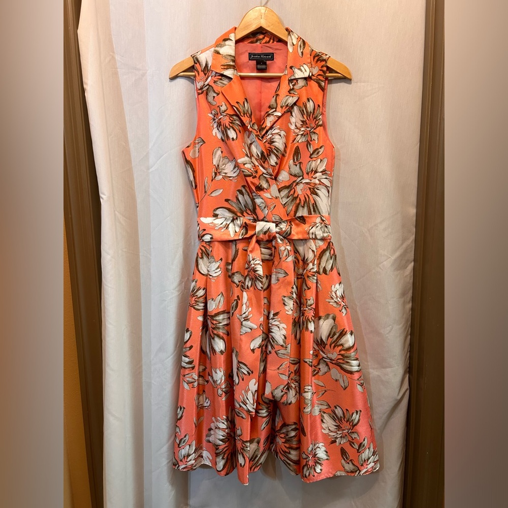 Jessica Howard sleeveless floral dress